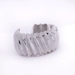 BAYANIHAN 925 Sterling Silver Vintage Wave Cuff Bracelet